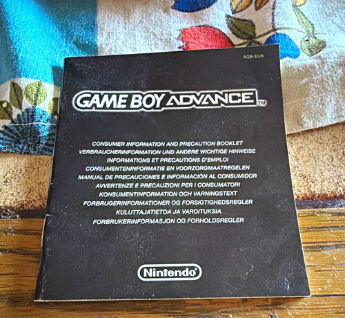 Nintendo game boy - game, advance